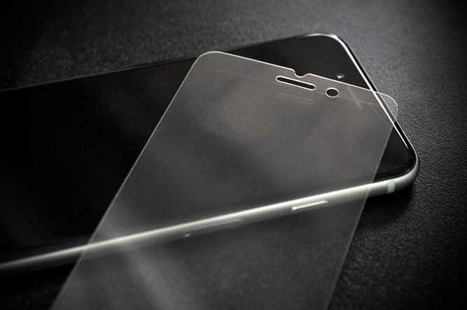 Топ-10 лучших защитных стекол для смартфона - виды защитных стекол и характеристики