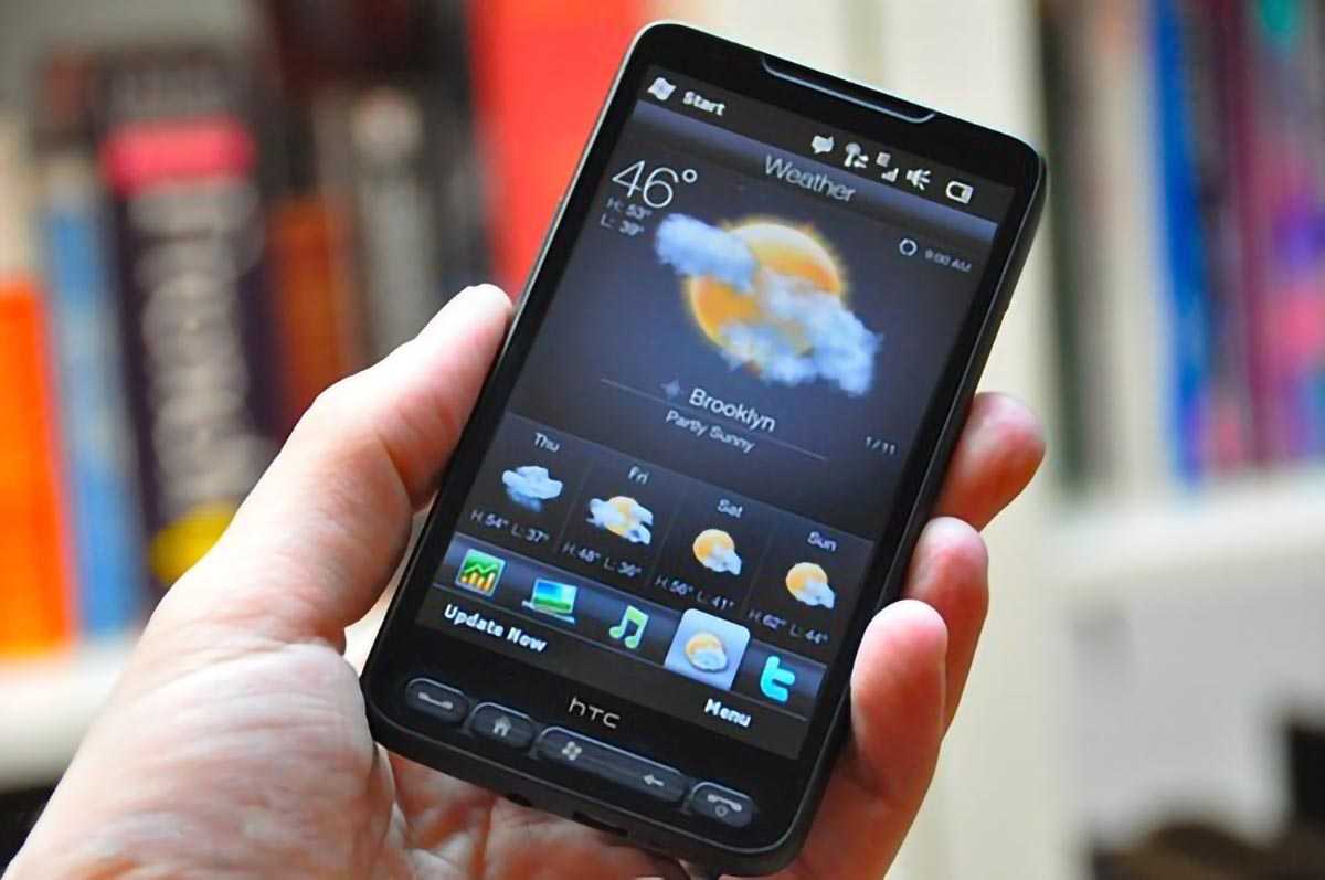 Андроиды 2011 года. Коммуникатор HTC hd2. HTC Desire HD 2. HTC hd2 Windows 11. HTC Leo hd2.