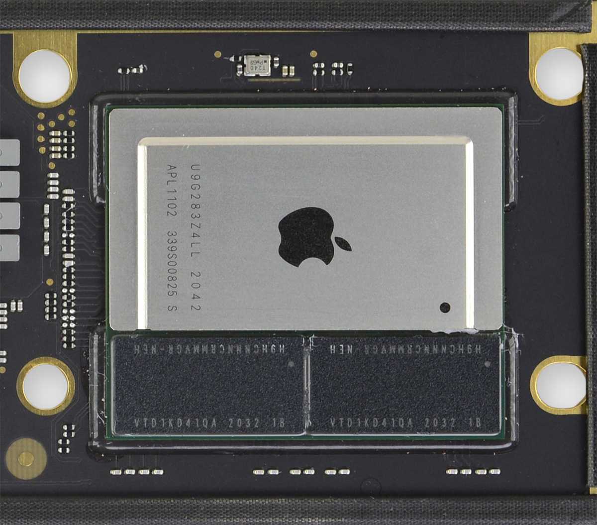 Процессоры апл. Apple m1 Chip. Apple m2 процессор. Apple m1 Processor photo.