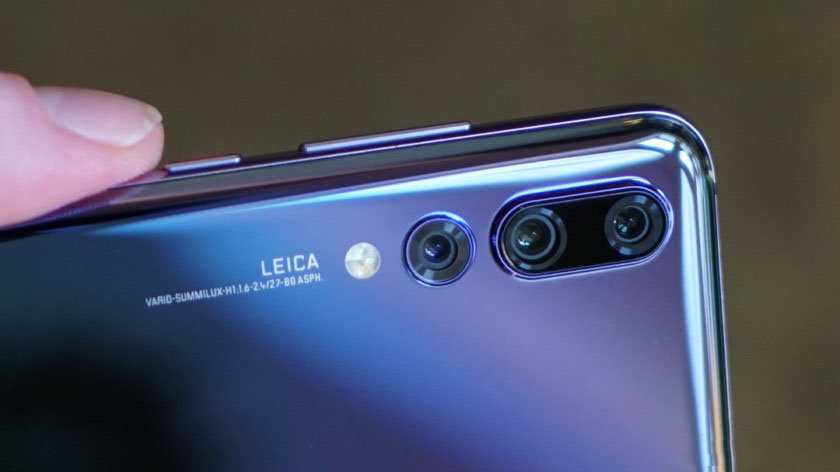 Huawei перестанет выпускать смартфоны с камерой leica | smart новости высоких технологий