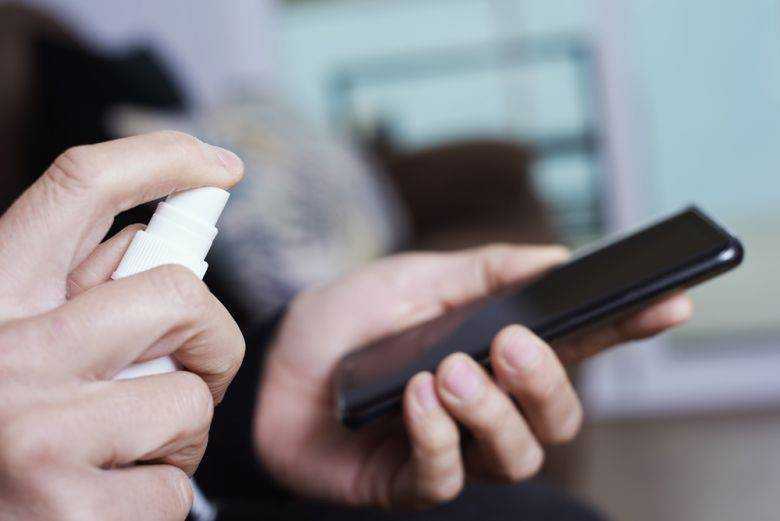 Чем можно и чем нельзя чистить экран смартфона? как почистить экран телефона? способы и рекомендации