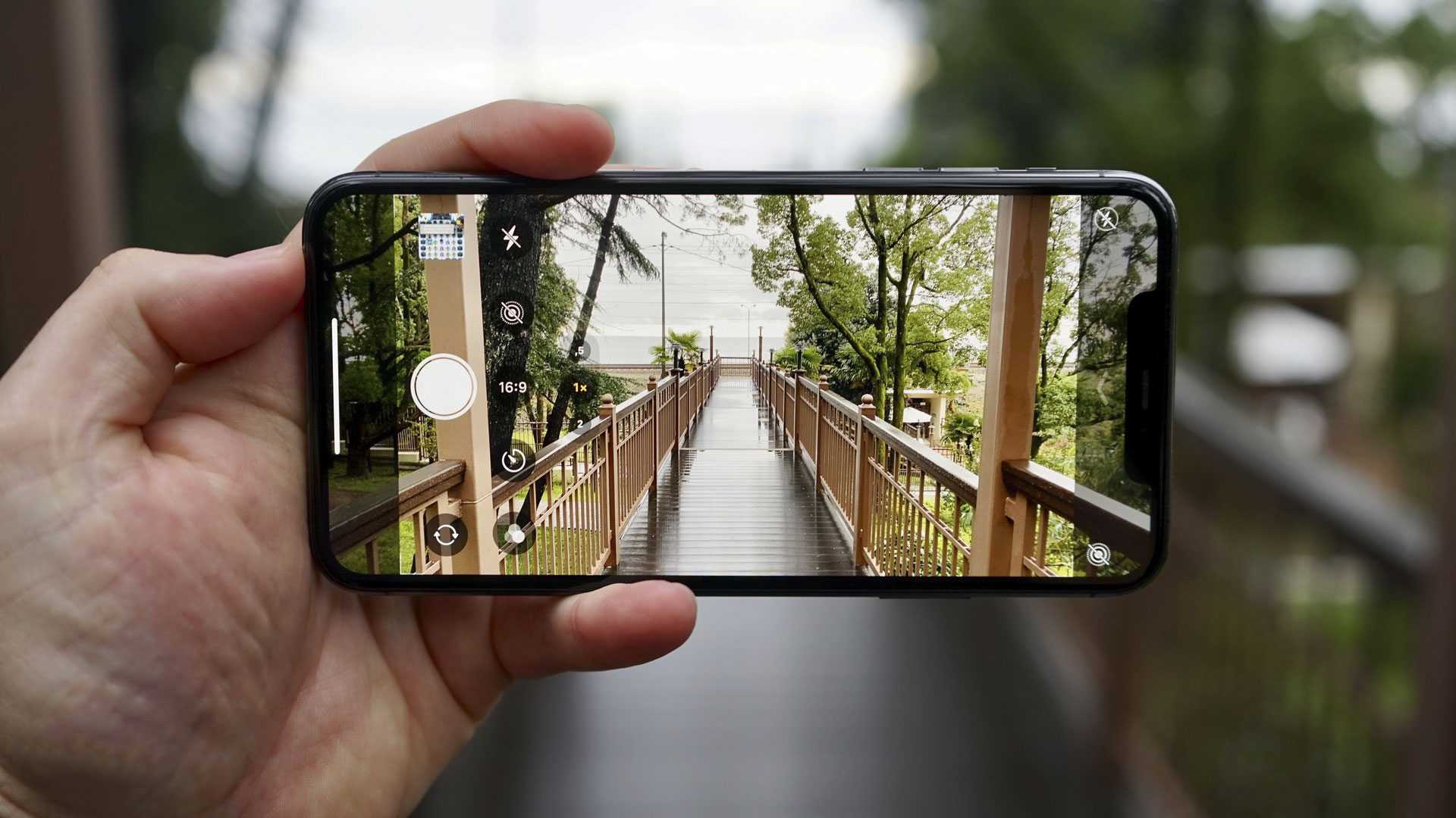 Двойная камера на смартфоне: зачем нужна и как работает?